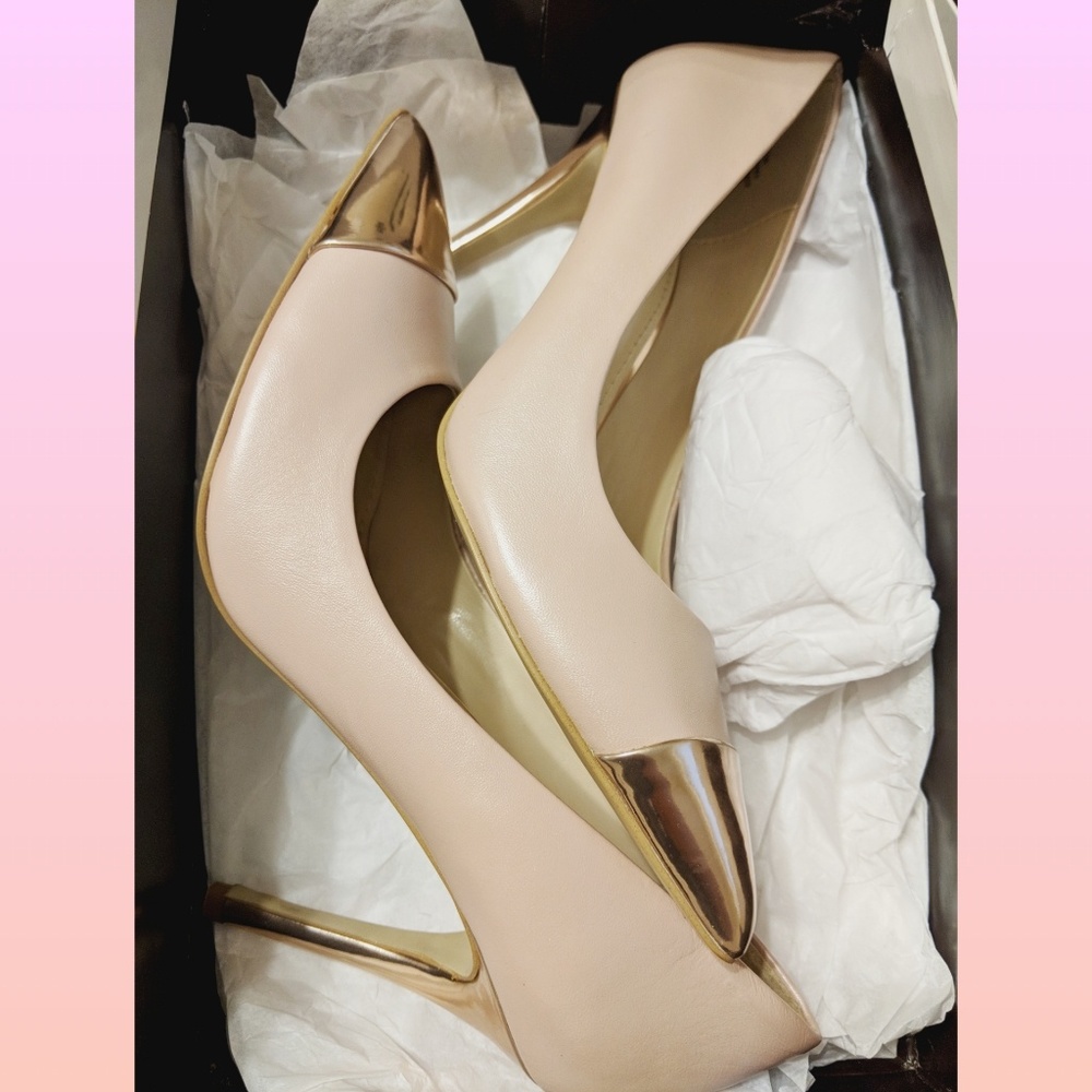 NWOT Anne Klein Blush Pink & Rose Gold Heels